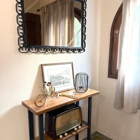 Cozy Nest - Escape Villa Polydrossos