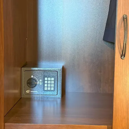 Cozy Nest - Escape 폴리드로소스